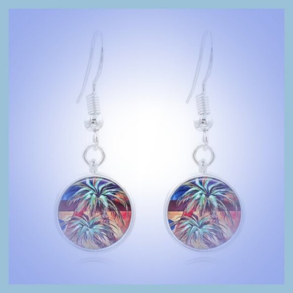Palm Trees Cabochon Earrings in Silver Tone . Glas - Picture 2 of 4
